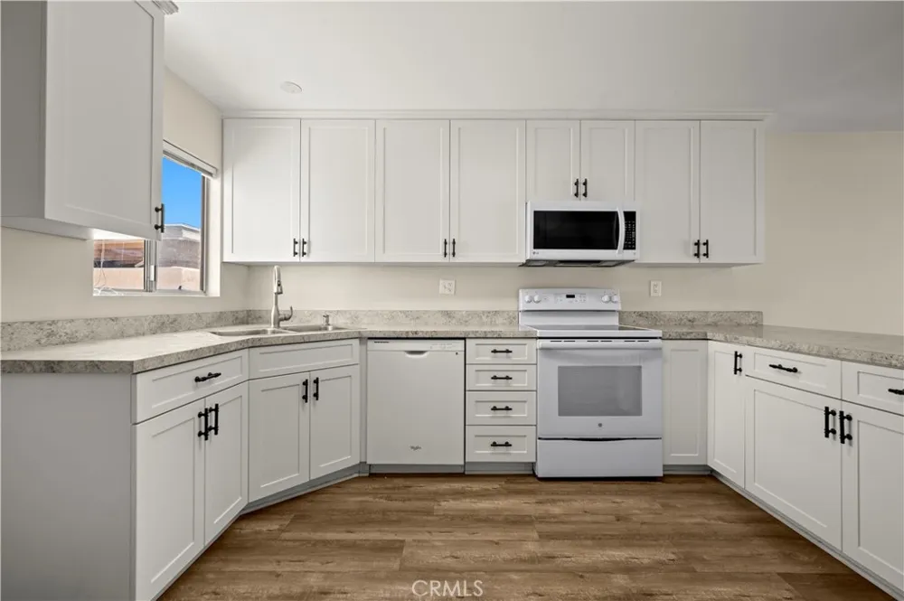 24430 Nicklaus Valencia, CA 91355