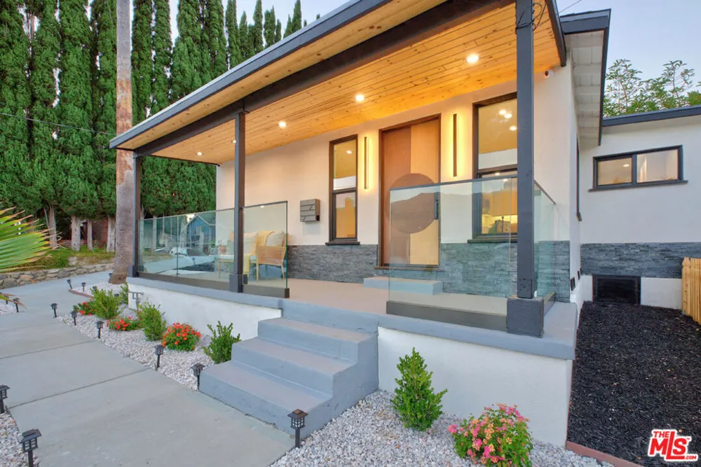 3623 5th Avenue La Crescenta, CA 91214
