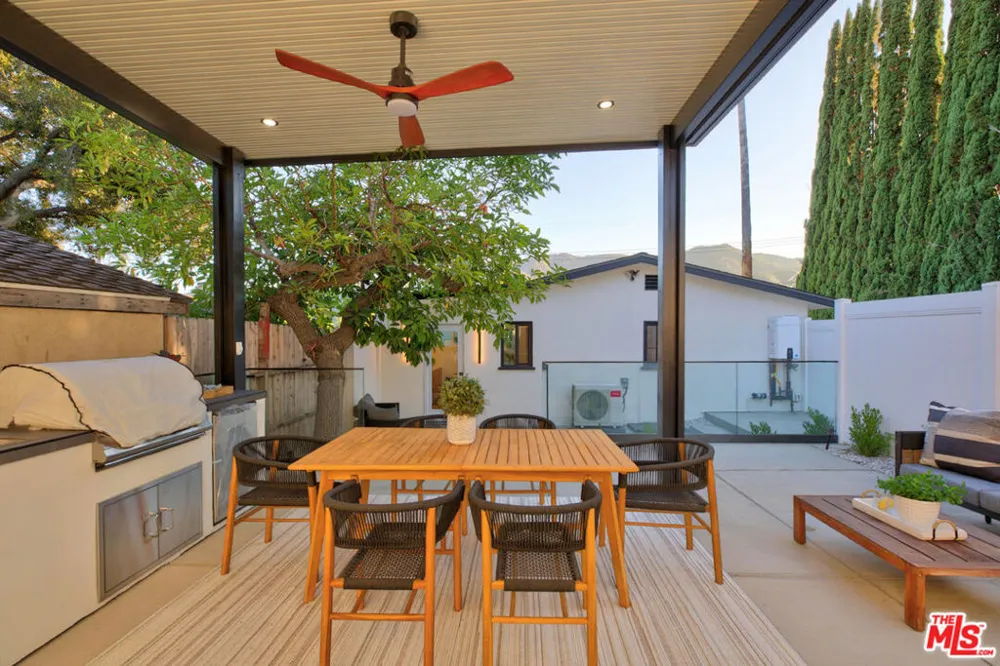 3623 5th Avenue La Crescenta, CA 91214