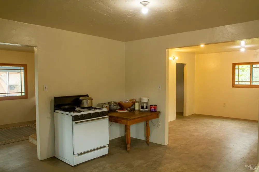 45021 Highway 101 Laytonville, CA 95454