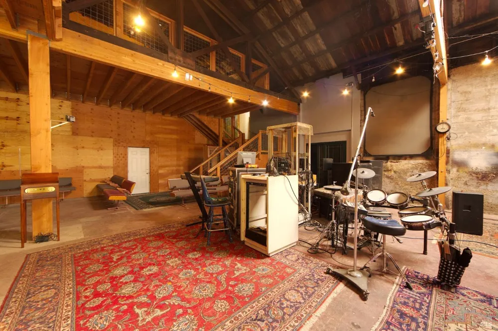 45021 Highway 101 Laytonville, CA 95454