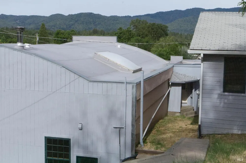 45021 Highway 101 Laytonville, CA 95454