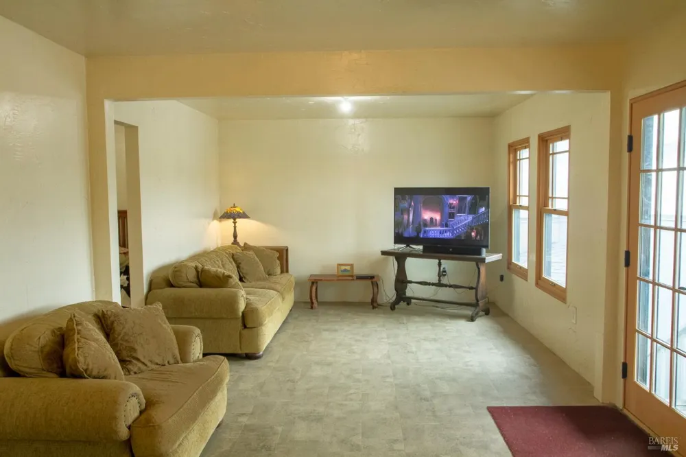 45021 Highway 101 Laytonville, CA 95454