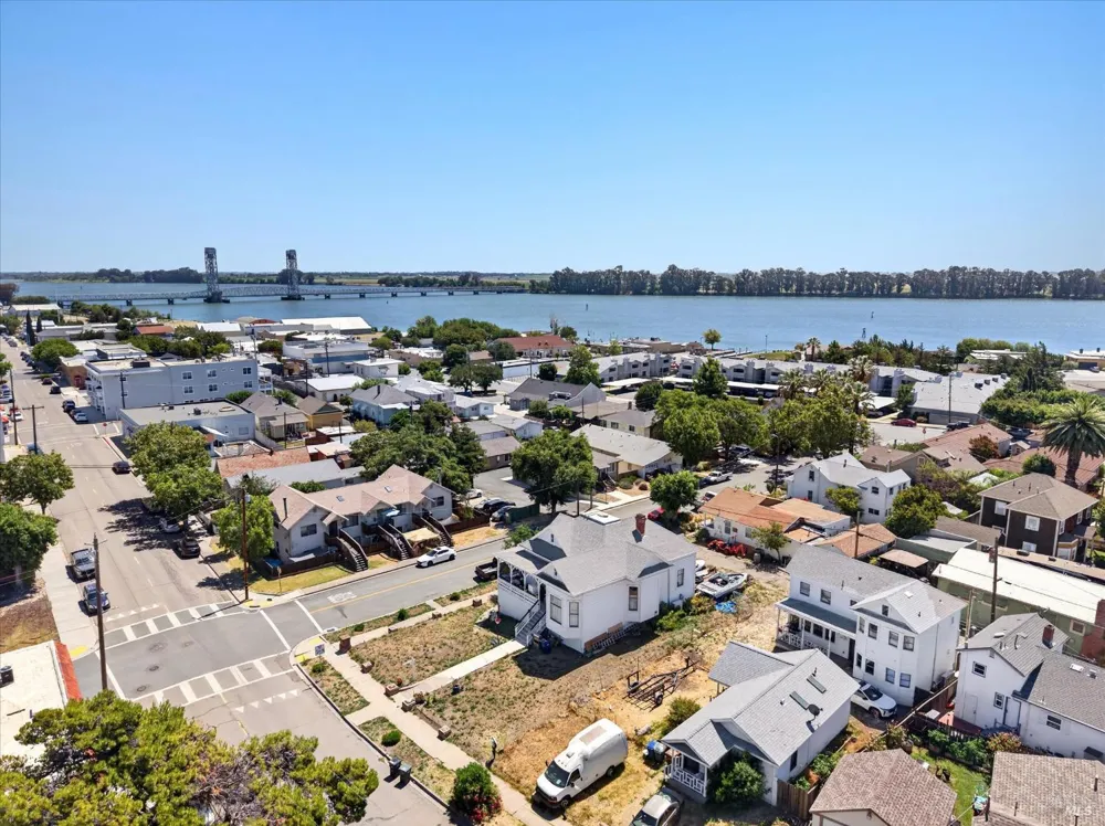 205 S 2nd Street Rio Vista, CA 94571