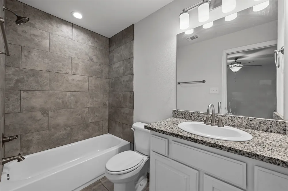 727 W Johnson Street #A Denison, TX 75020