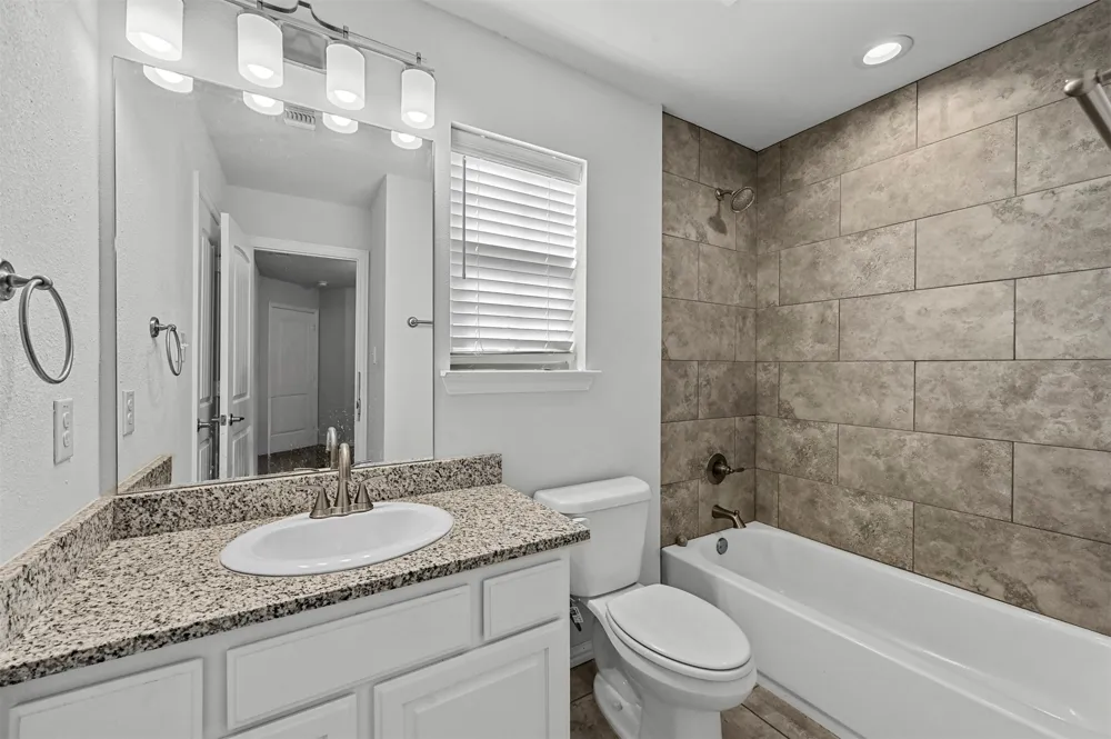 727 W Johnson Street #A Denison, TX 75020