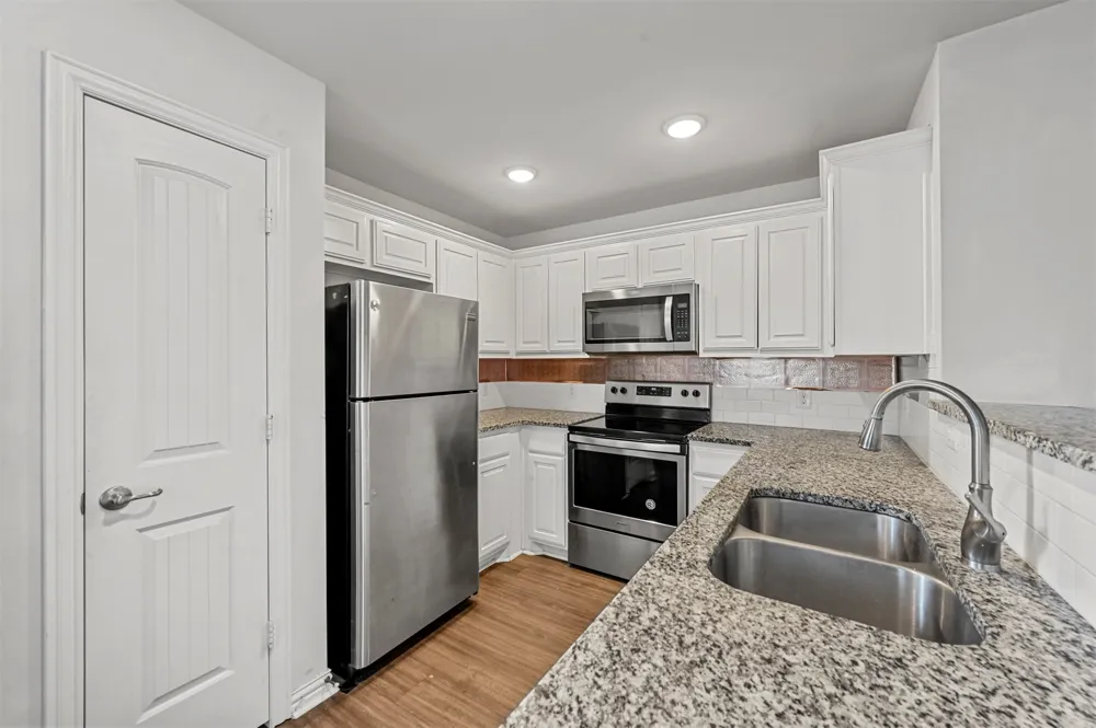 727 W Johnson Street #A Denison, TX 75020