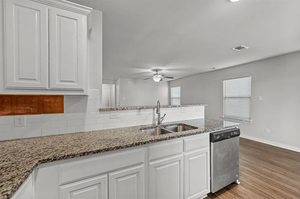 727 W Johnson Street #A Denison, TX 75020