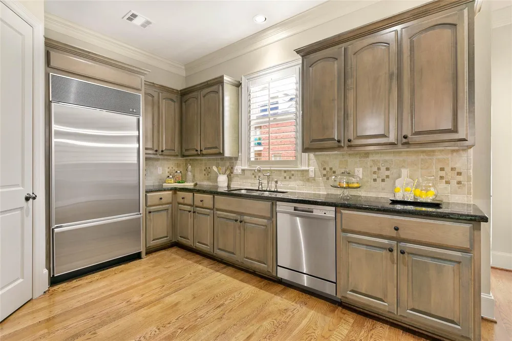 4 Waterway Court The Woodlands, TX 77380