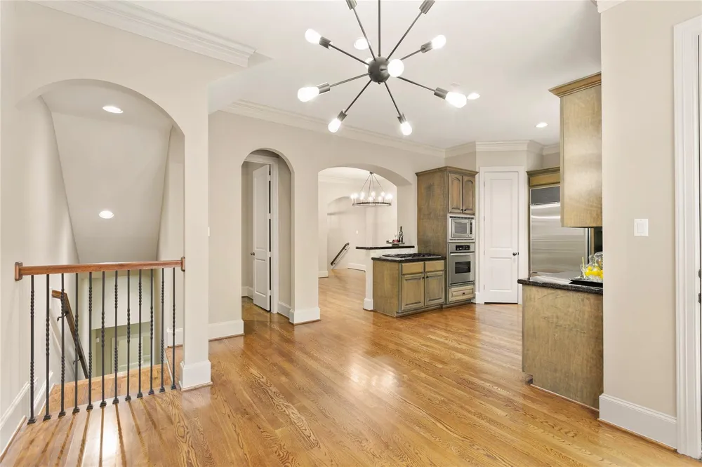 4 Waterway Court The Woodlands, TX 77380