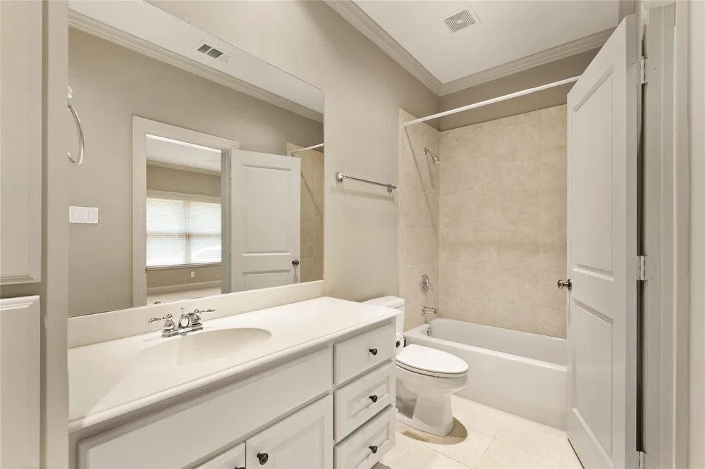 4 Waterway Court The Woodlands, TX 77380