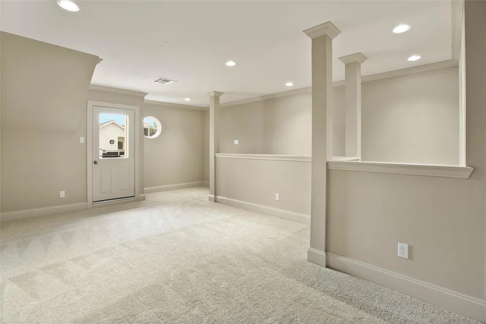 4 Waterway Court The Woodlands, TX 77380