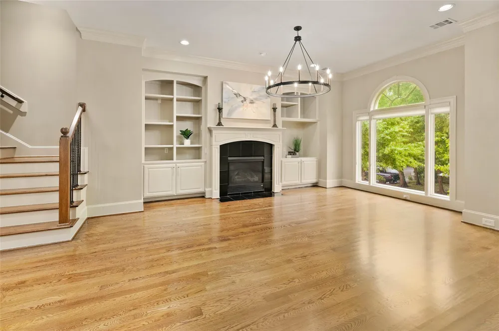 4 Waterway Court The Woodlands, TX 77380