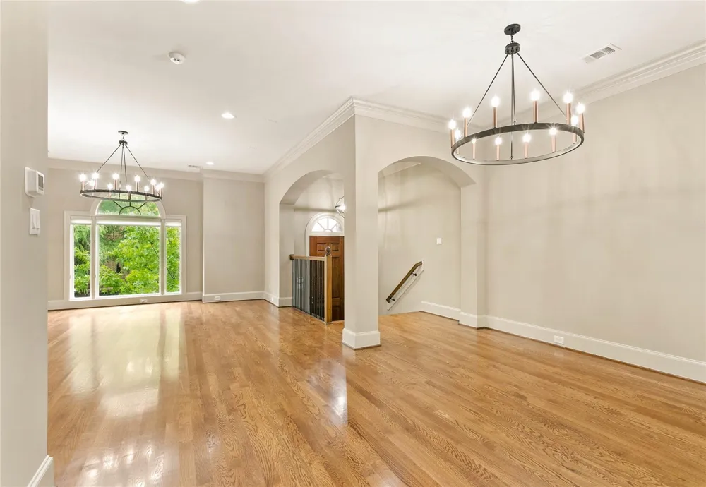 4 Waterway Court The Woodlands, TX 77380