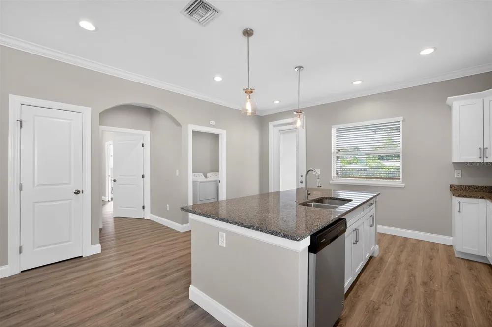 7977 49TH AVENUE St Petersburg, FL 33709