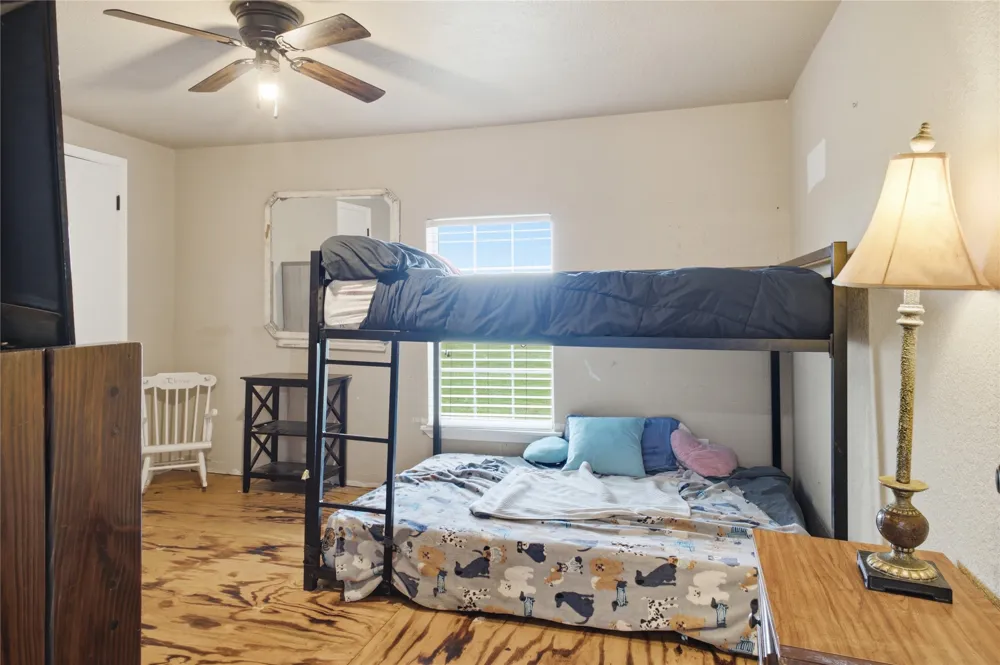 13017 E Fm 273 Telephone, TX 75488