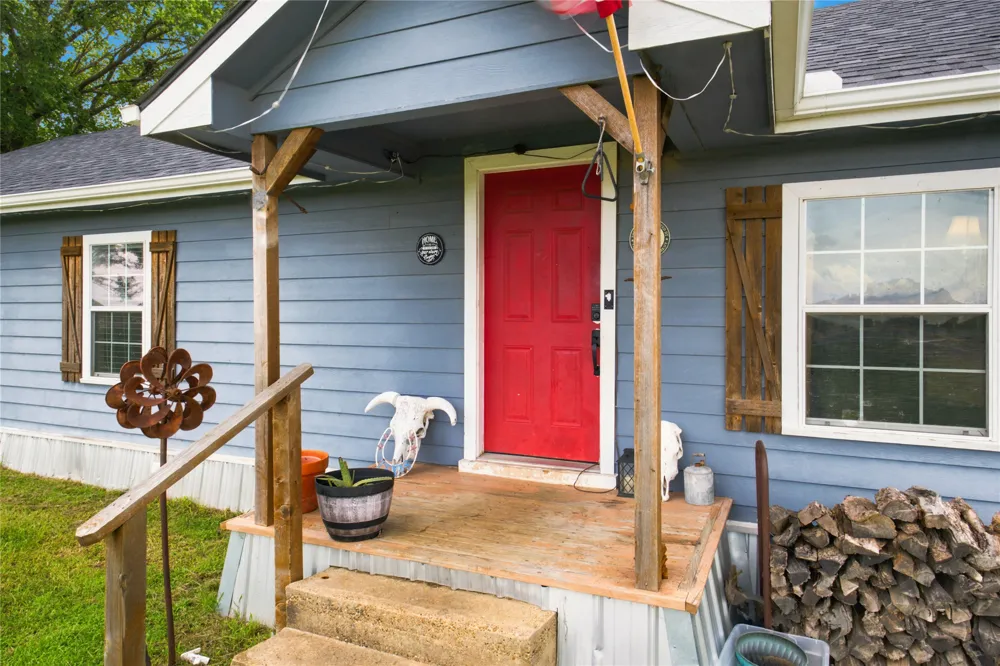 13017 E Fm 273 Telephone, TX 75488