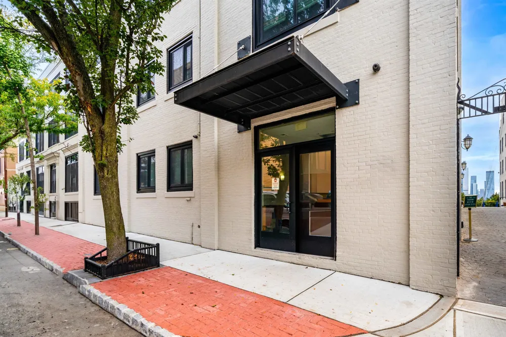 518-530 GREGORY AVE Weehawken, NJ 07086