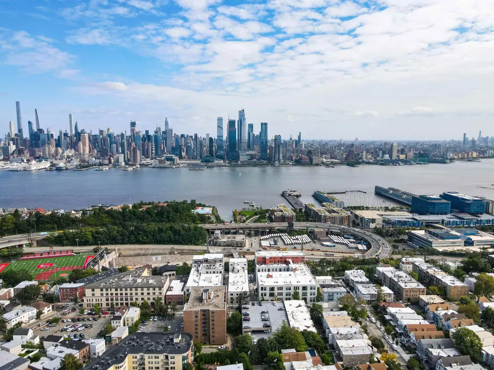 518-530 GREGORY AVE Weehawken, NJ 07086