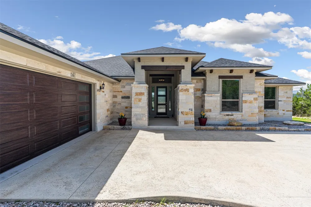 25012 Montana Creek Crossing Marble Falls, TX 78654