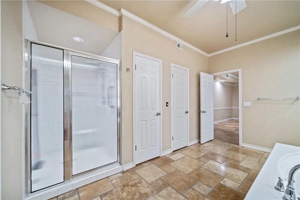 4705 Schwerin Lake Drive Corpus Christi, TX 78413