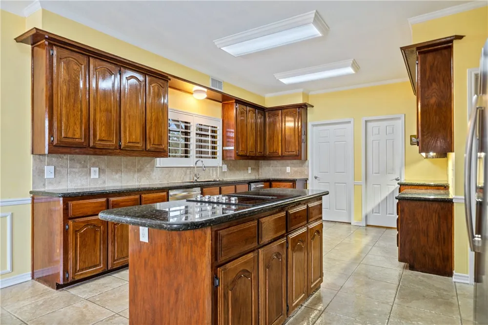 4705 Schwerin Lake Drive Corpus Christi, TX 78413