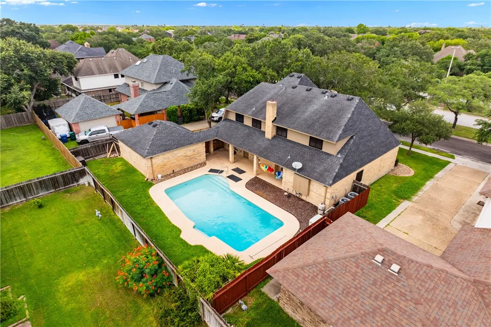 4705 Schwerin Lake Drive Corpus Christi, TX 78413