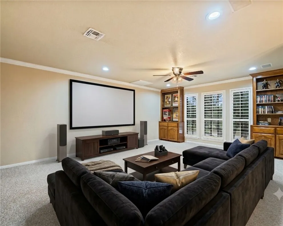 4705 Schwerin Lake Drive Corpus Christi, TX 78413