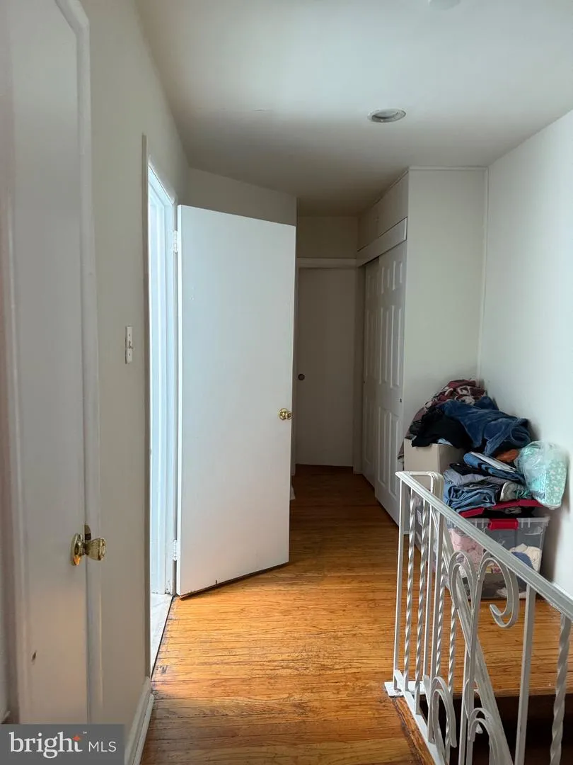 1733 MEGARGEE Philadelphia, PA 19152