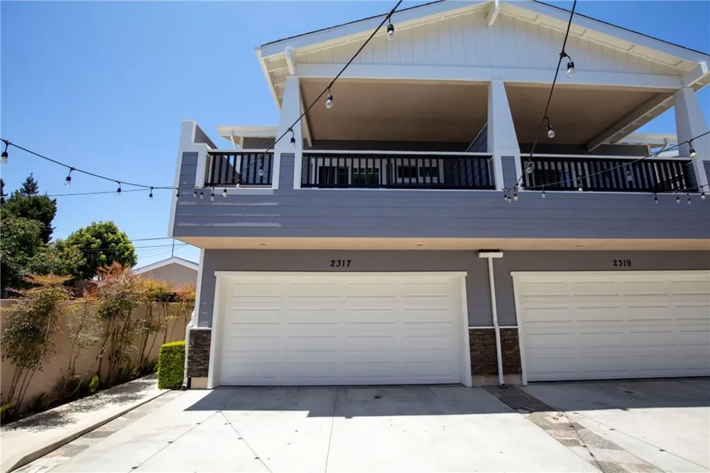 2317 Apple Torrance, CA 90501