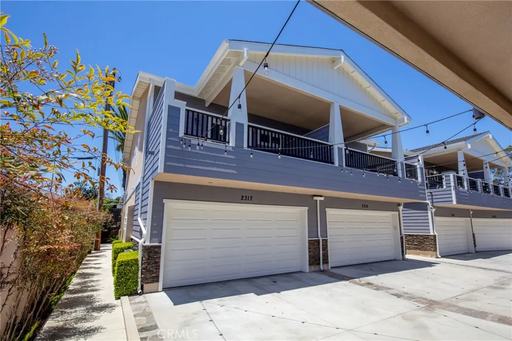 2317 Apple Torrance, CA 90501