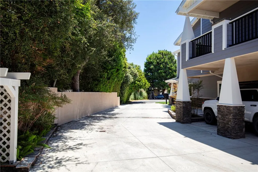 2317 Apple Torrance, CA 90501