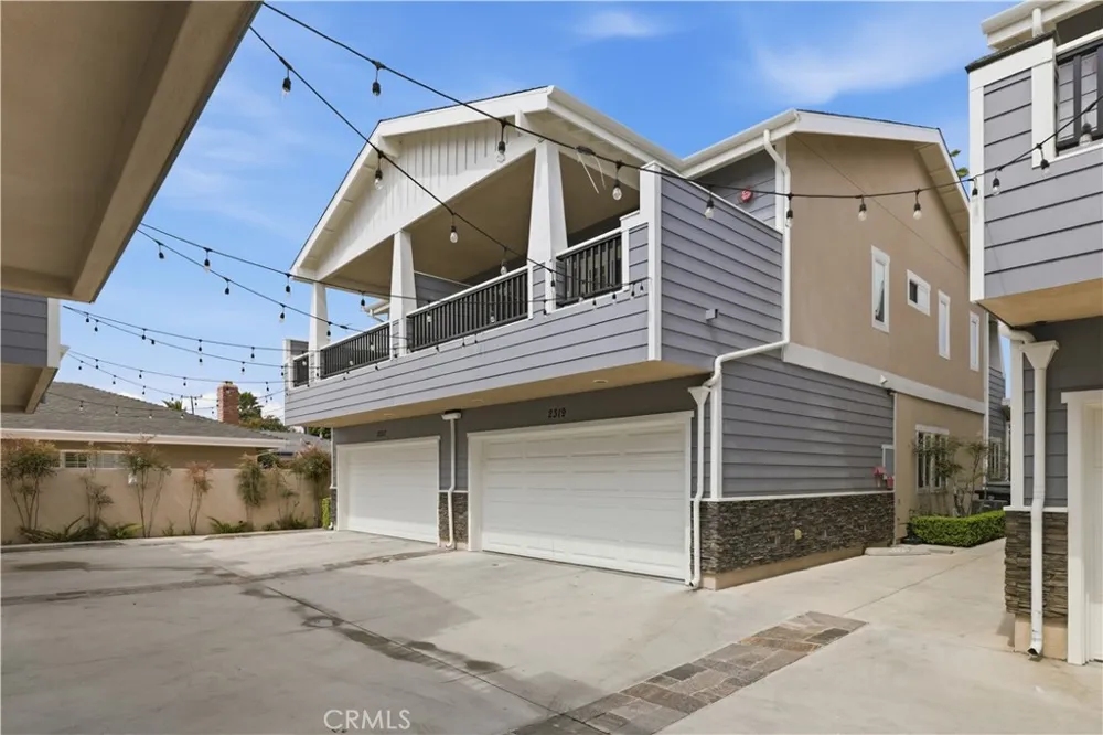 2317 Apple Torrance, CA 90501