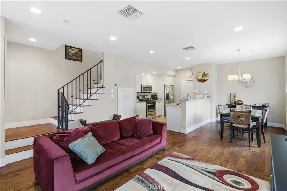2317 Apple Torrance, CA 90501