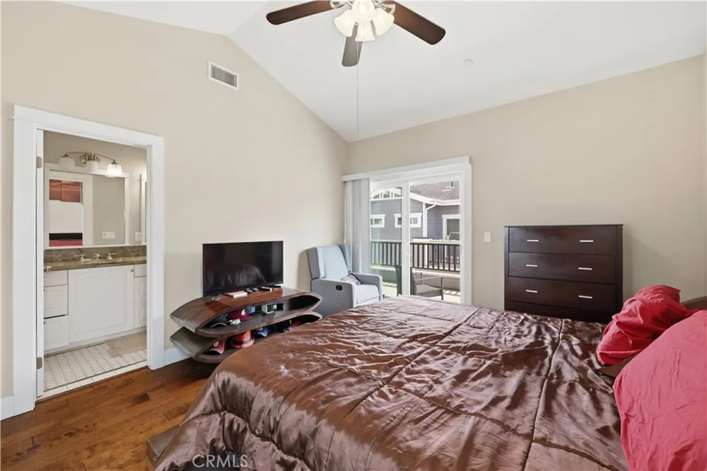 2317 Apple Torrance, CA 90501