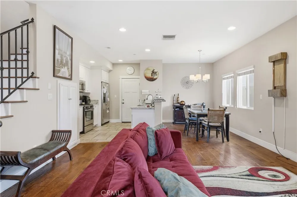 2317 Apple Torrance, CA 90501
