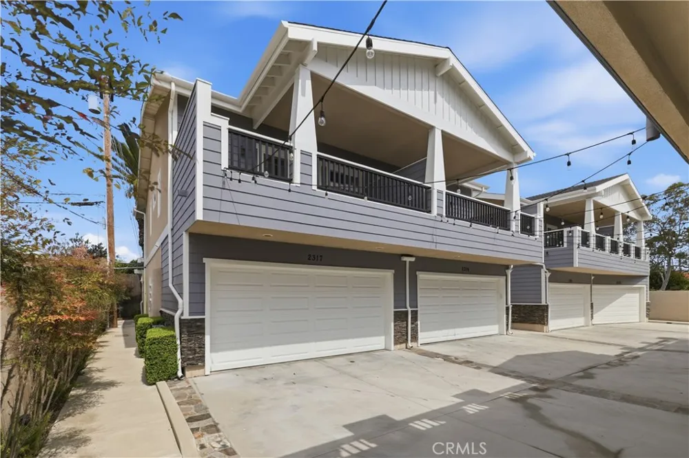 2317 Apple Torrance, CA 90501