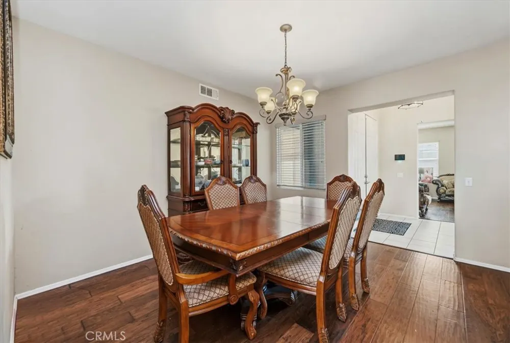 12927 Osprey Street Eastvale, CA 92880