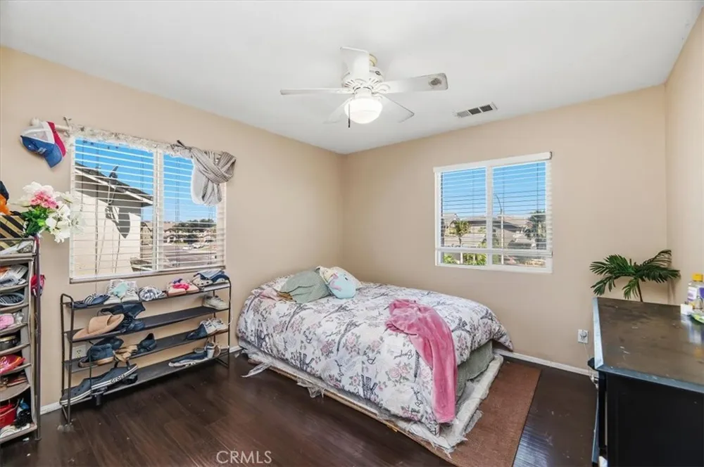 12927 Osprey Street Eastvale, CA 92880