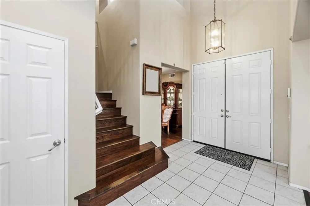 12927 Osprey Street Eastvale, CA 92880