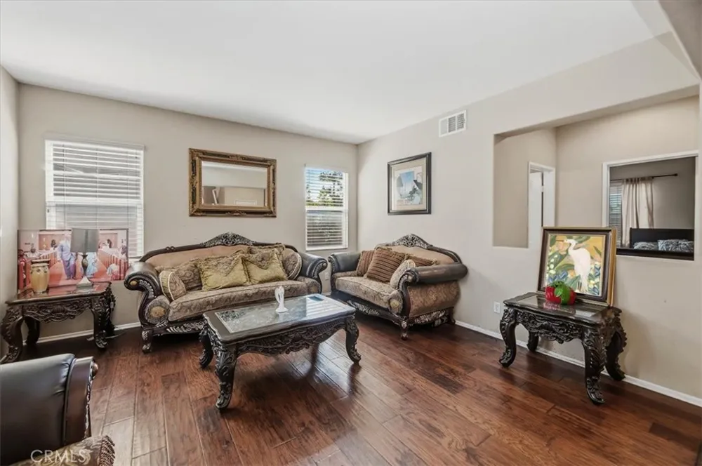 12927 Osprey Street Eastvale, CA 92880