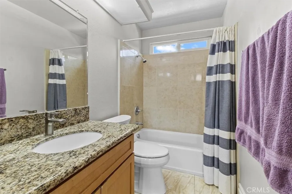 7252 Pecan Ave Moorpark, CA 93021