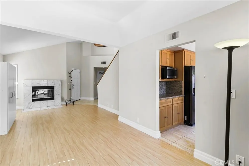 7252 Pecan Ave Moorpark, CA 93021