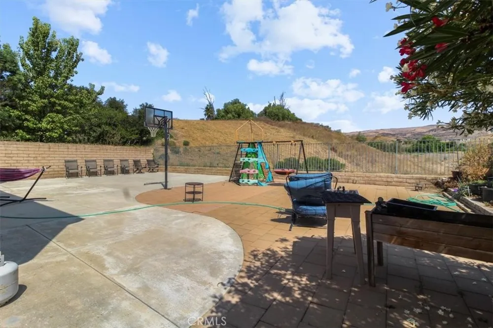 7252 Pecan Ave Moorpark, CA 93021