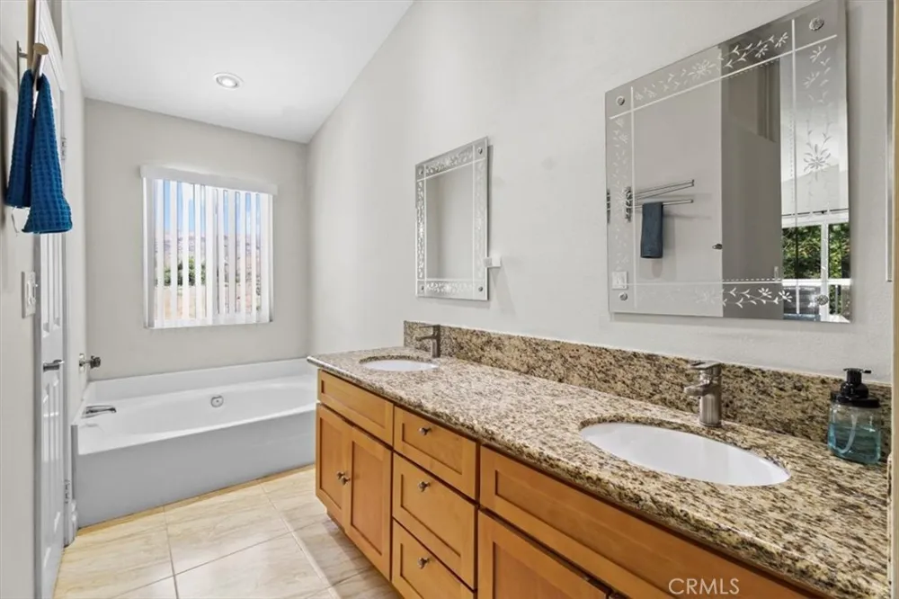 7252 Pecan Ave Moorpark, CA 93021