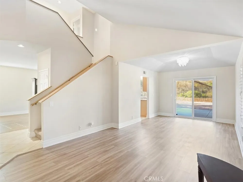 7252 Pecan Ave Moorpark, CA 93021