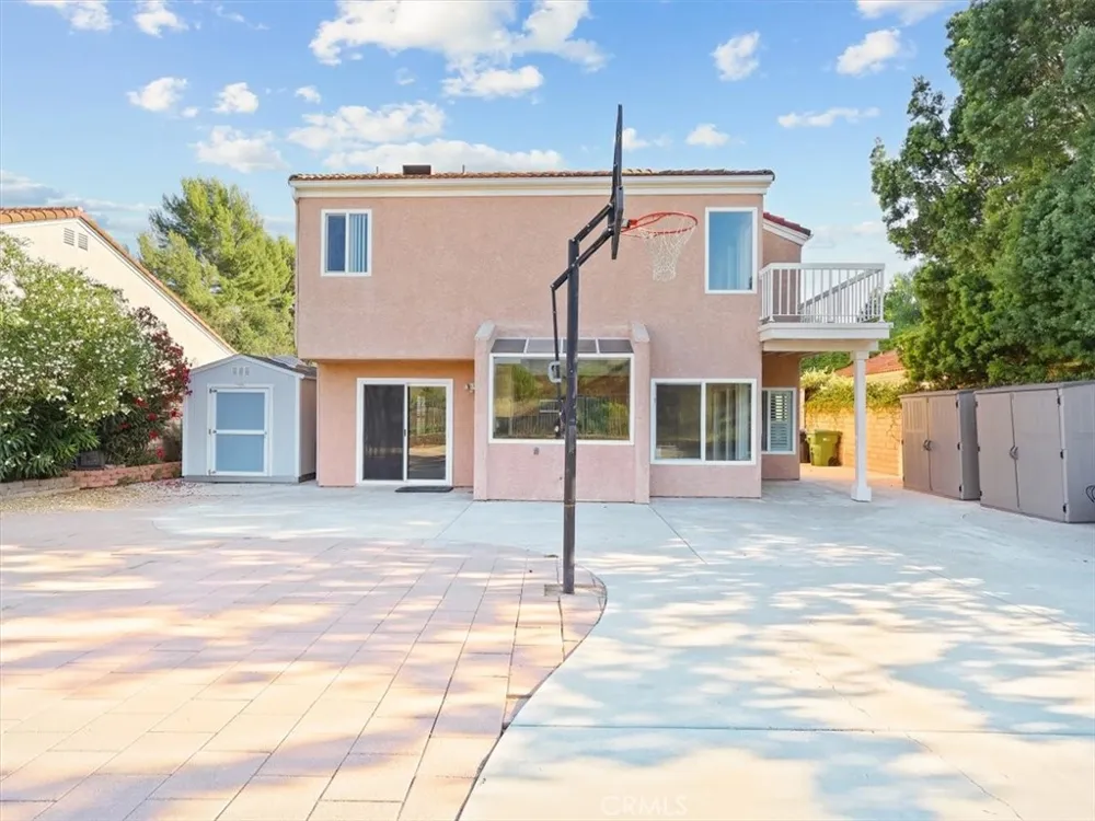 7252 Pecan Ave Moorpark, CA 93021