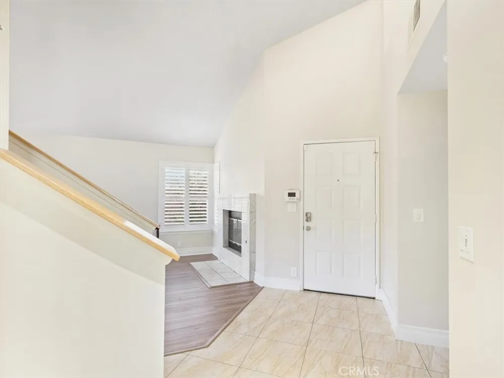 7252 Pecan Ave Moorpark, CA 93021