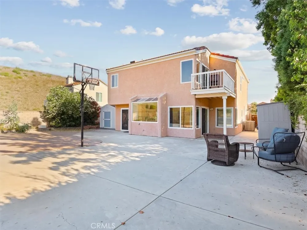 7252 Pecan Ave Moorpark, CA 93021