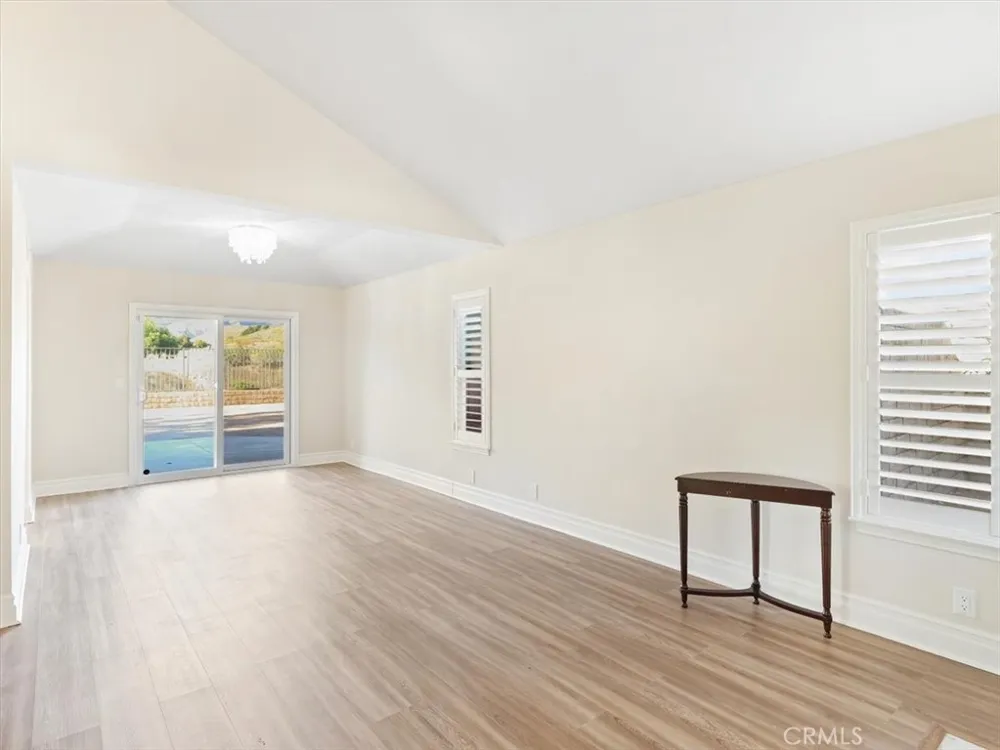 7252 Pecan Ave Moorpark, CA 93021